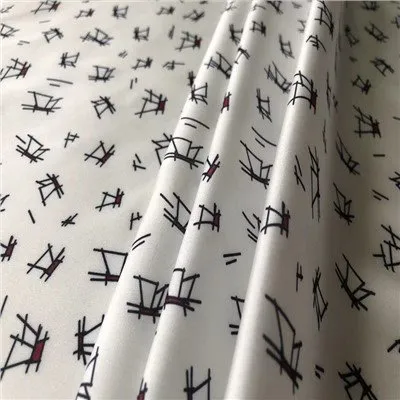 50D*50D সাদা প্রজাপতি ইতালিয়ান পলিয়েস্টার সাটিন